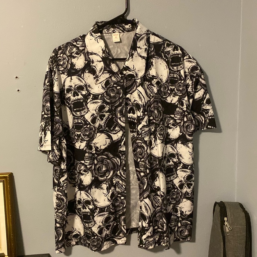 Skull Print Oversized Blouse.